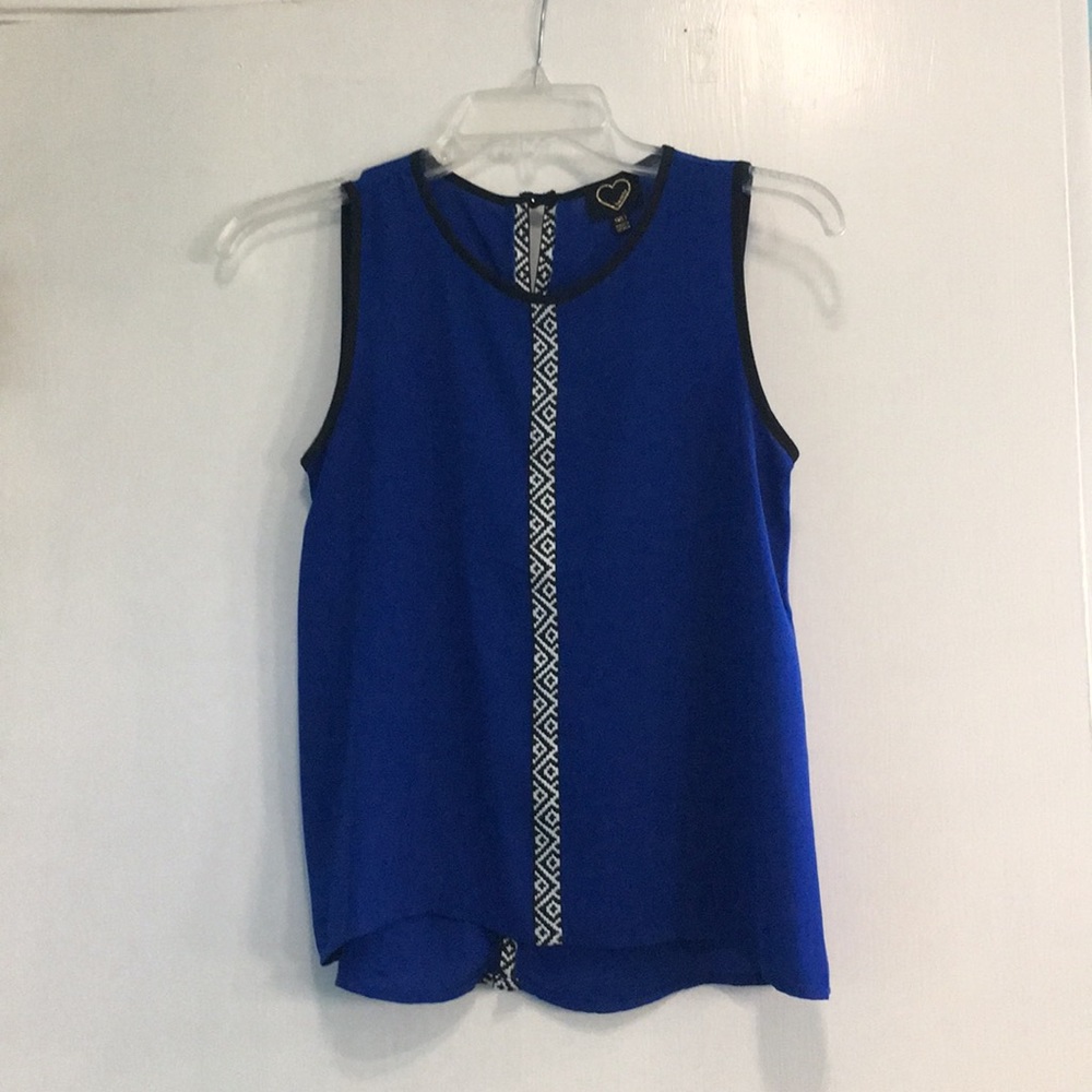 Blue and black top with patterned stripe
